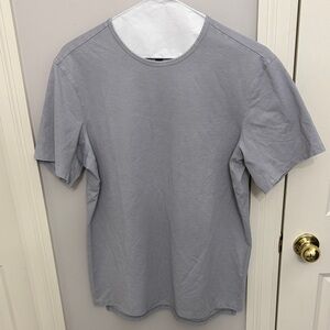 lululemon athletica Light Gray Short Sleeve Tee